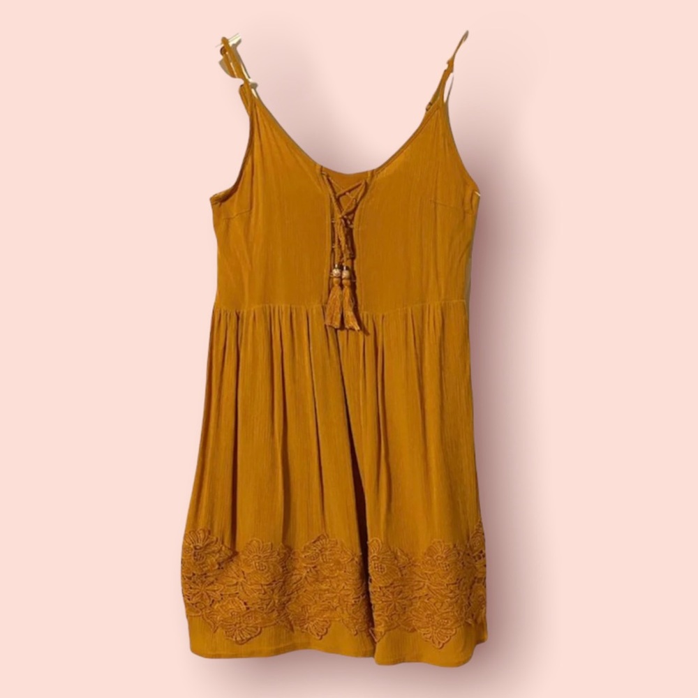 Taylor & Sage Sun Dress XS Extra Spaghetti Straps Mustard Yellow Crinkle Fabric